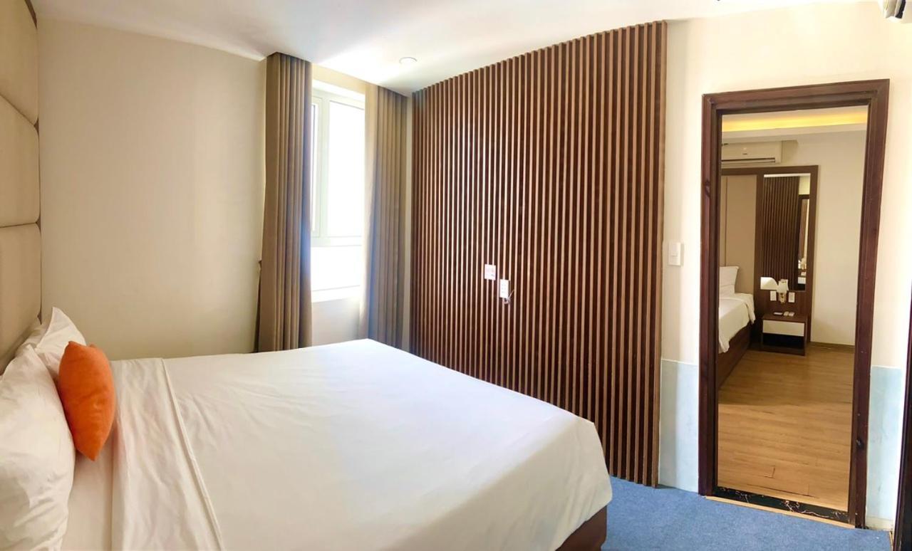 Pariat River Front Hotel Da Nang Bagian luar foto