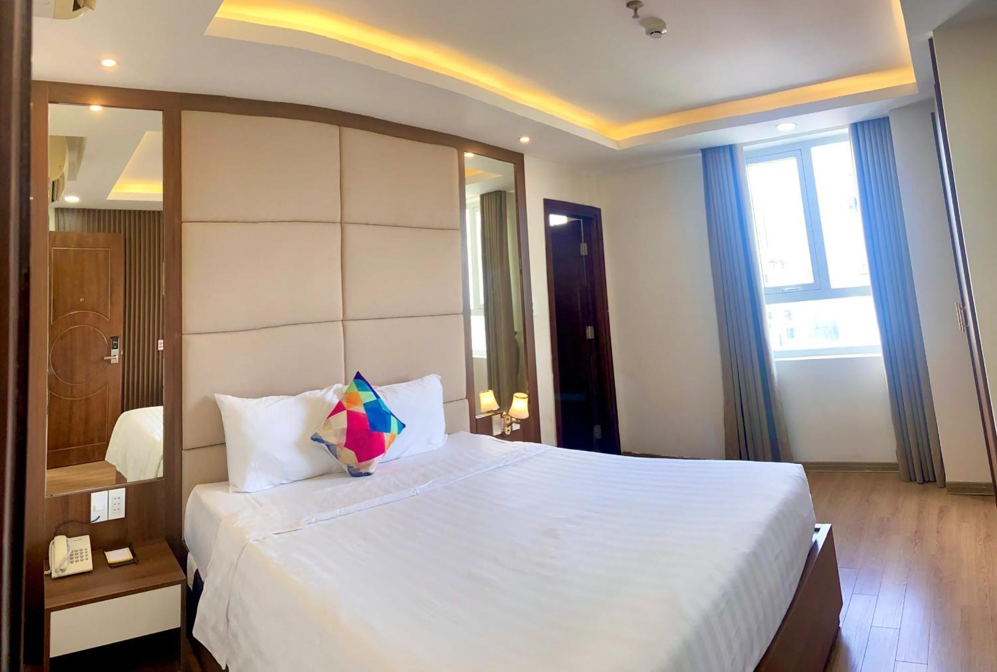 Pariat River Front Hotel Da Nang Bagian luar foto